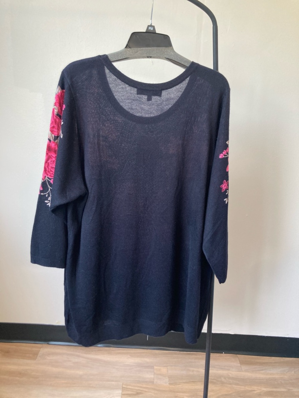 Emily Daniels Floral print with bling accents crewneck lightweight sweater 3X - Picture 16 of 17